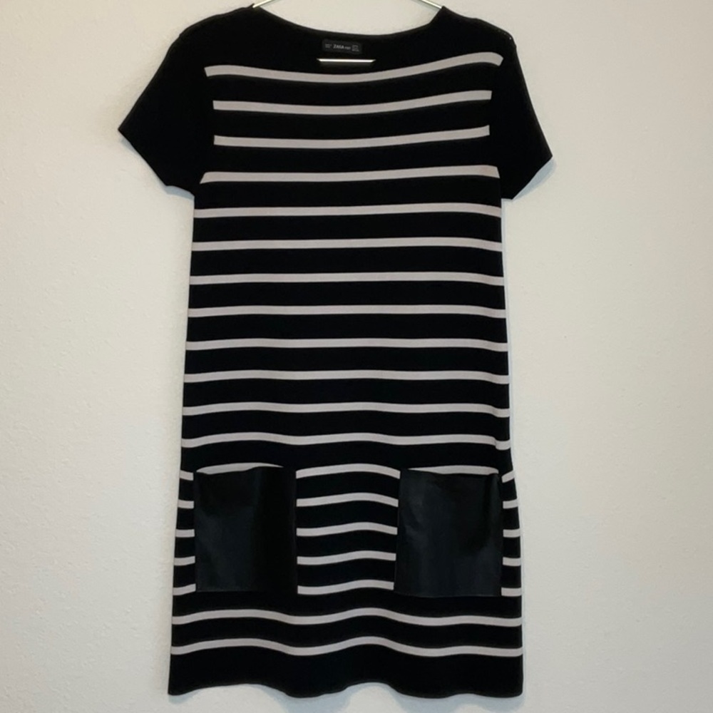 Zara Knit Black and White Striped Dress Size Medium